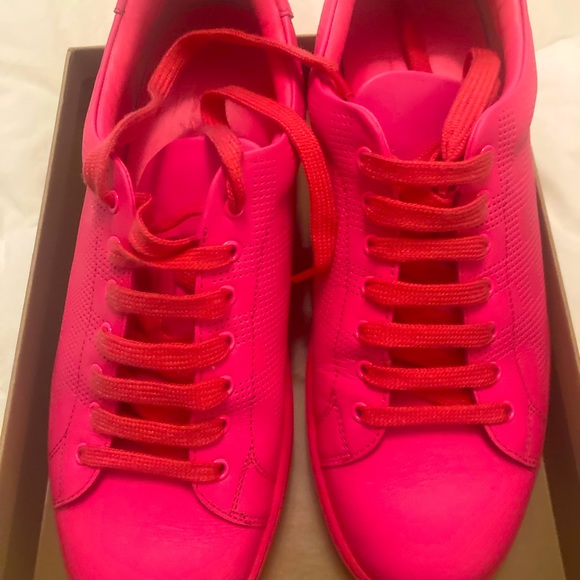 Burberry pink sneakers - Picture 1 of 6
